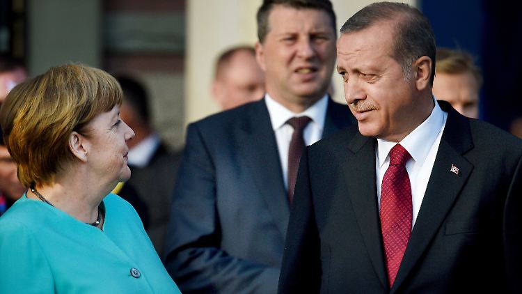 Eine wechselhafte Partnerschaft: Merkel und Erdogan.