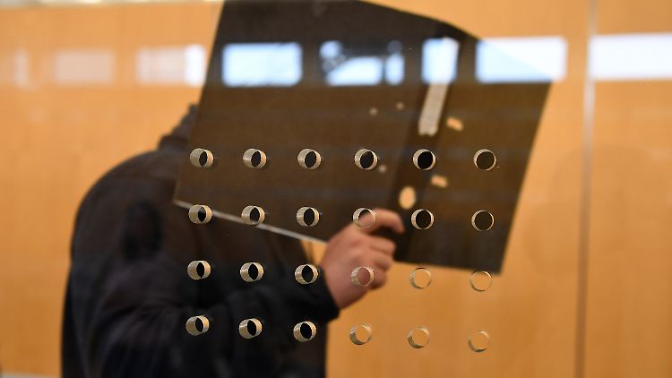 Am Düsseldorfer Flughafen war B. im vergangenen Jahr festgenommen worden.