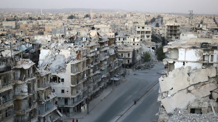 Viele Teile von Aleppo liegen komplett in Trümmern.