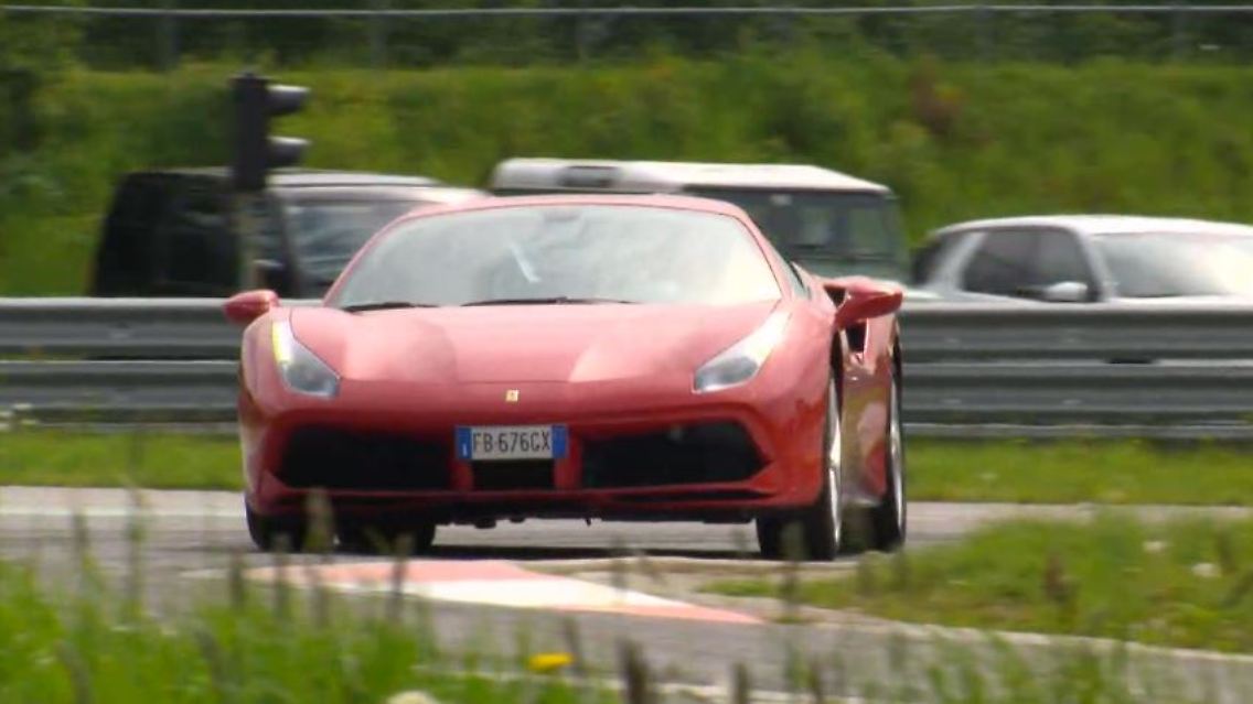 Schrick Ferrari 488 GTB.JPG