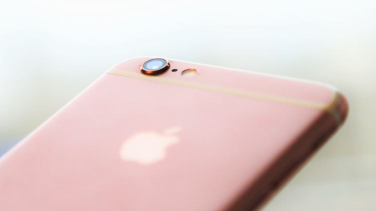 Das iPhone 6s hat eine gute Kamera - doch gegen eine "richtige" Knipse ist sie in manchen Fällen machtlos.