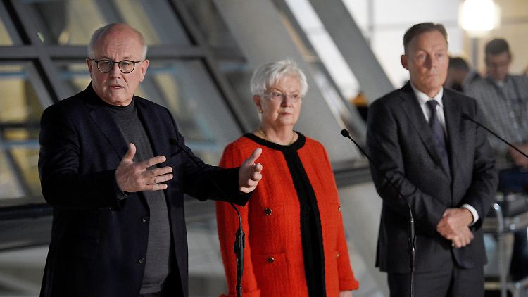 Kauder, Hasselfeldt und Oppermann: Konstruktive Stimmung bis zum Ende.