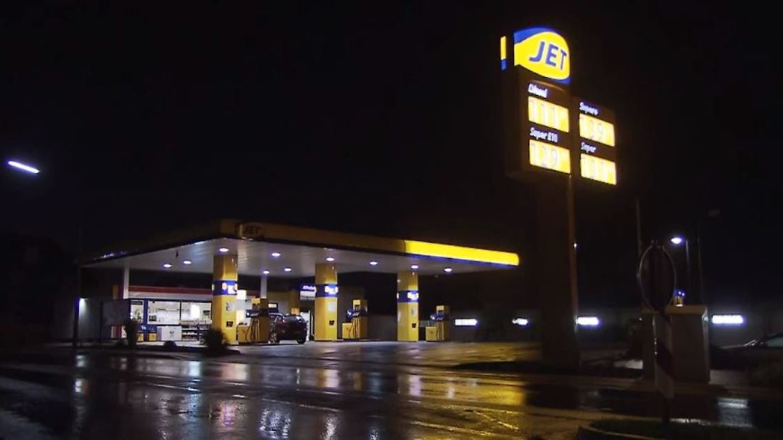 Tankstelle.JPG