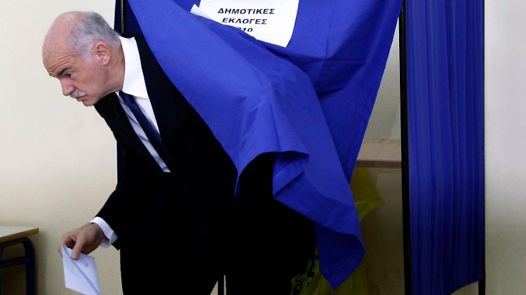 Vermutlich behält Papandreou die Macht, sicher ist das aber noch nicht.