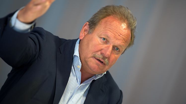 Der Verdi-Chef spricht sich für eine jährliche Steigerung um jeweils 0,2 Prozentpunkte aus.