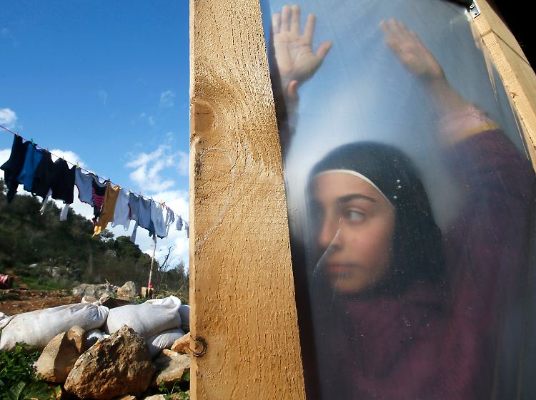 fast fünf Millionen Syrer sind auf der Flucht.