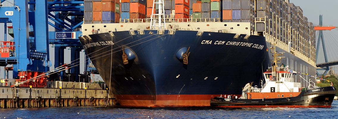 Eine der vielen Kanten Deutschlands: Vom Hamburger Hafen aus verlassen die Erzeugnisse deutscher Unternehmen das Land auf dem Seeweg.