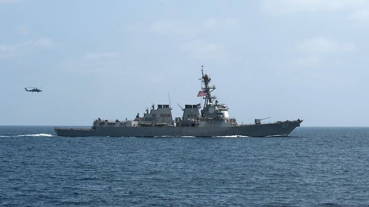 Die "USS Mason" kreuzt derzeit vor der Küste des Jemen.