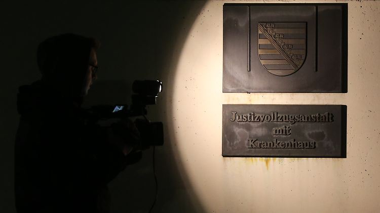 Die sächsischen Sicherheitsbehörden müssen sich nach dem Suizid Kritik gefallen lassen.