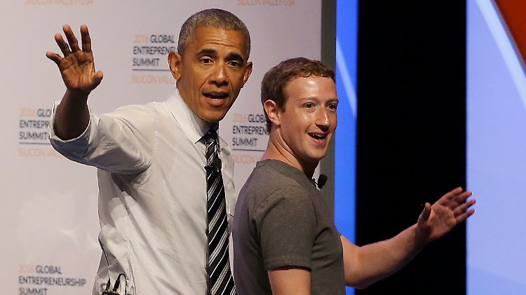 Zwei Männer, zwei Modestile, zwei Erfolgsgeschichten: Barack Obama und Mark Zuckerberg.