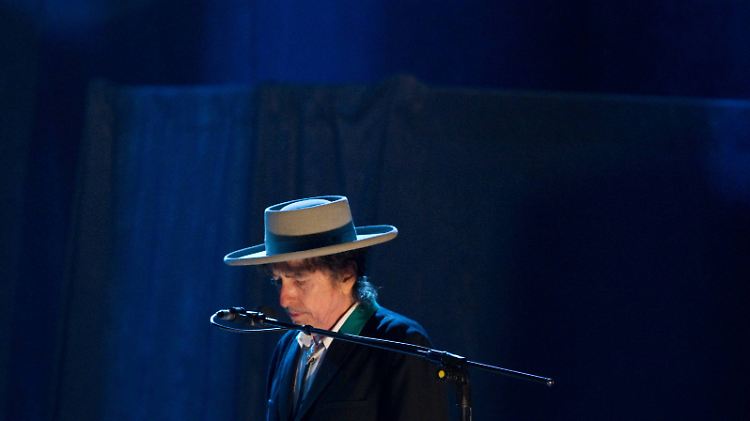 Noch lange nicht im Ruhestand: Bob Dylan bei einem Auftritt 2012. 