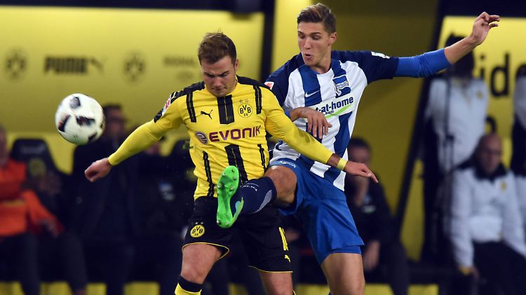 In einem intensiven Duell trennen sich Borussia Dortmund und Hertha BSC unentschieden.