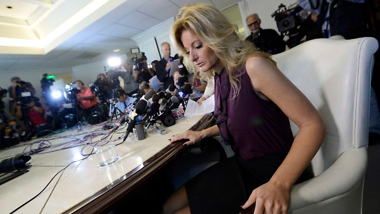Summer Zervos entschloss sich, ihre Geschichte öffentlich zu machen, als Trump bestritt, Frauen belästigt zu haben.