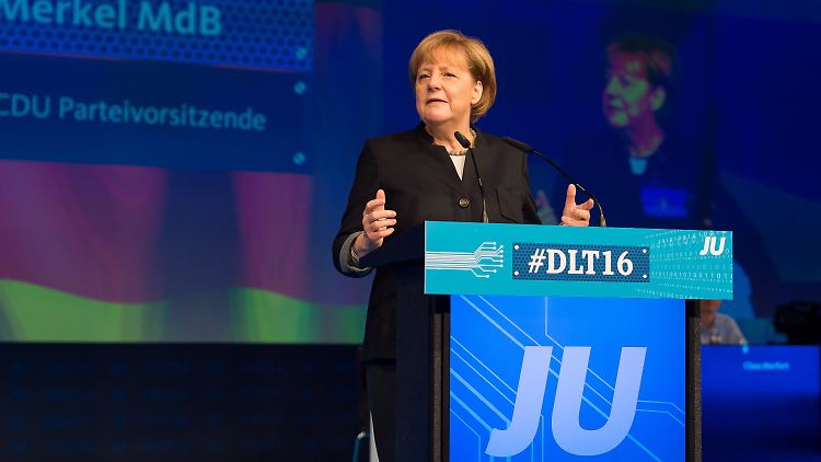 Angela Merkel hat dieses Jahr einen leichteren Stand bei der Jungen Union als noch 2015.