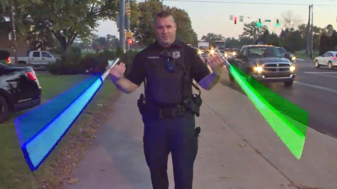 Polizist-Laserschwert.jpg