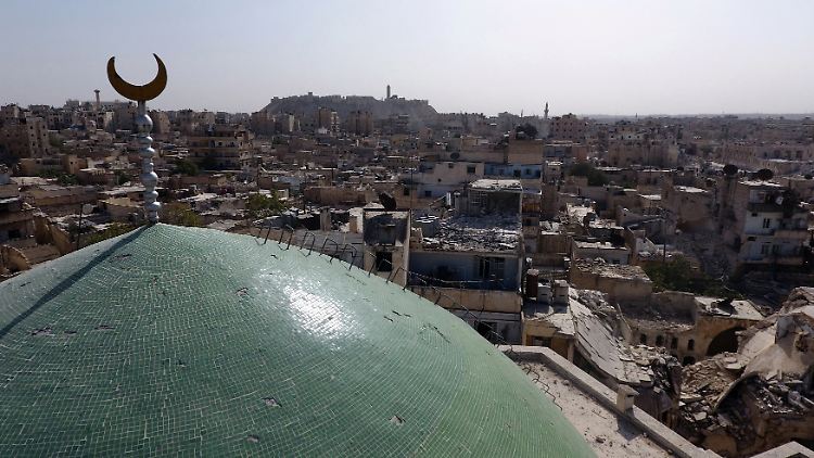 Die syrische Stadt Mossul wird seit Wochen massiv bebombt.