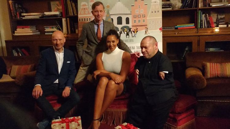 O du fröhliche: Christoph Israel, Max Raabe, Cassandra Steen und Thomas Quasthoff bei der Vorstellung des neuen Weihnachtsalbums.