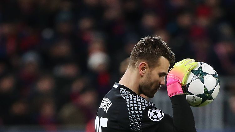 Igor Akinfeev und die Null in der Champions League - ob das noch einmal etwas wird?