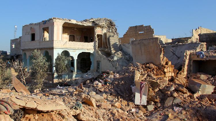 In Aleppo fliegen Syrien und Russland seit einem Tag keine Luftattacken mehr.