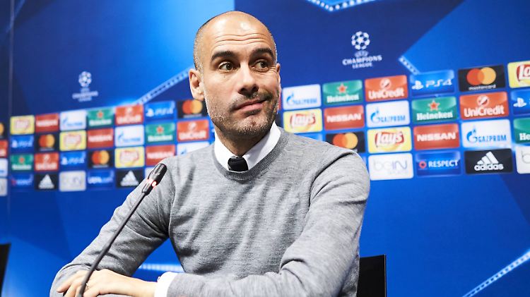 Josep Guardiola ist mal wieder zurück beim FC Barcelona. Diesmal bringt er Manchester City als sein neues Team mit.