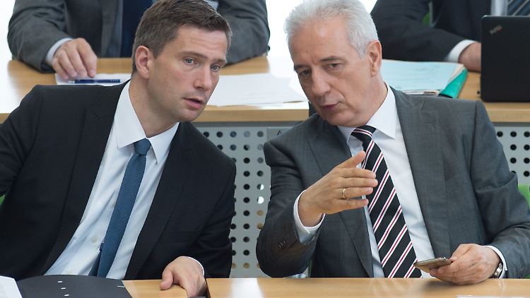 Sachsens Ministerpräsident Tillich (r.) und sein Vize Dulig im Dresdner Landtag.