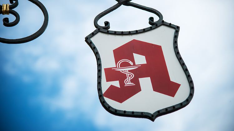 Bayern fürchtet, dass der Preiskampf mit dem Onlineversand Apotheken im ländlichen Raum in die Pleite treiben könnte.