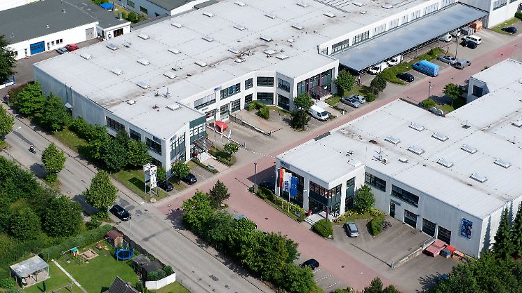Blick auf das Lübecker Firmengelände von SLM Solutions.
