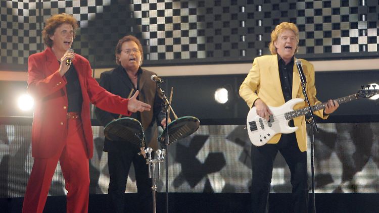 Ein Leben für den Schlager: Manfred Durban (M.) stand mehr als vier Jahrzehnte für die "Flippers" hinterm Schlagzeug.