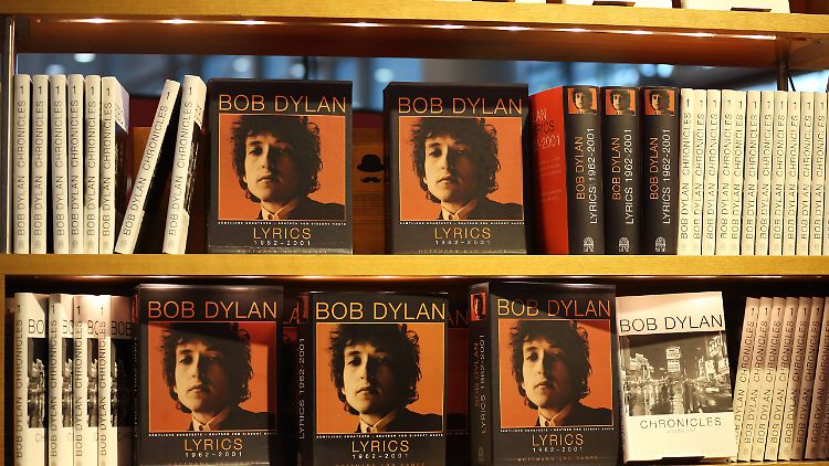 Dylans Songtexte sind jetzt auch als Buch erhältlich.