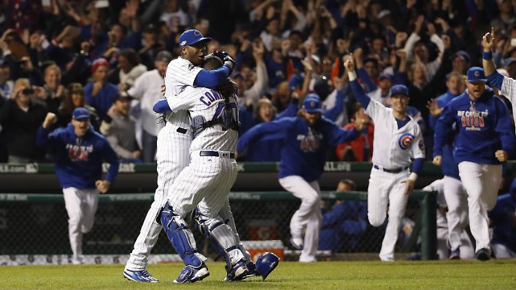Nach dem Sieg über die Los Angeles Dodgers herrscht bei den Chicago Cubs grenzenloser Jubel.