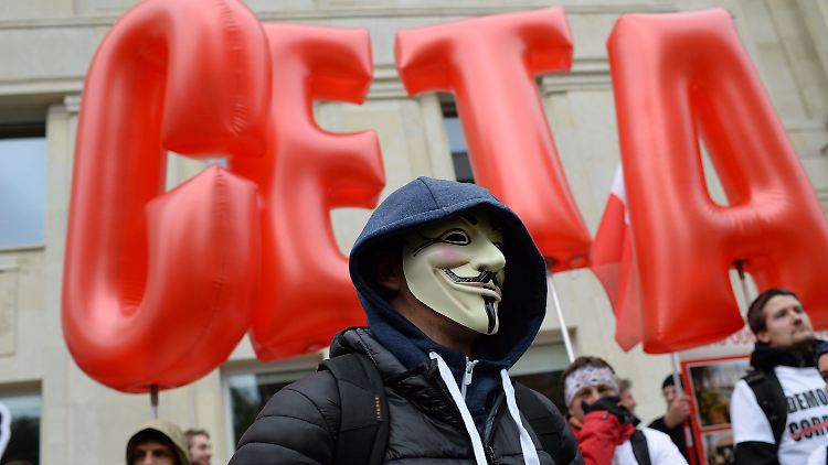 Auch in Polen gingen Menschen gegen Ceta auf die Straße.
