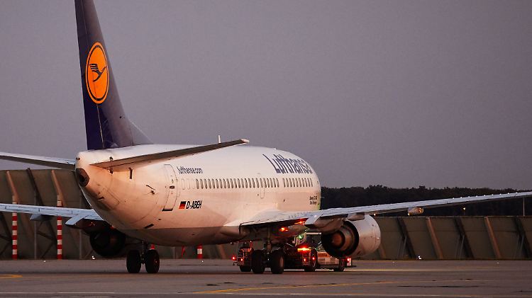Auch diese 737-300 wird nun von der Lufthansa ausgemustert.