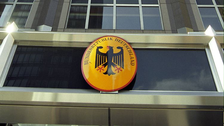 Die deutschen Botschaften und Konsulate können nur in Ausnahmefällen finanzielle Hilfe leisten.