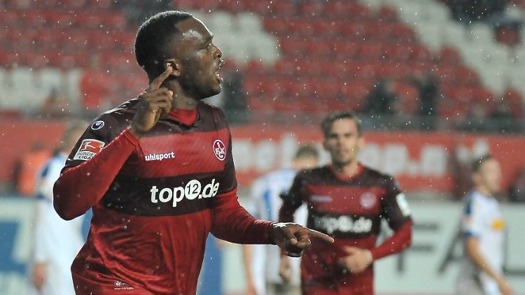 Osayamen Osawe ist der Mann des Matches.
