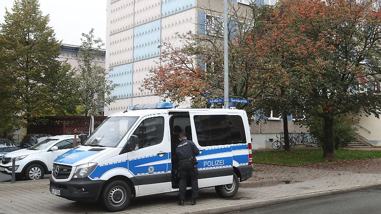 Durchsuchungen gibt es etwa im thüringischen Jena.
