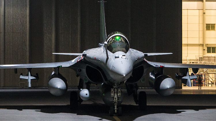 35 Rafale-Jets hat Indien schon gekauft. Eigentlich sollten es 126 werden. Der Rest muss nun woanders herkommen.