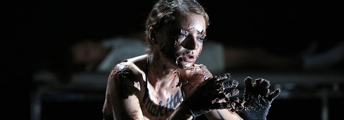 Schauspielerin Anne Kulbatzki erlitt bei dem Angriff mehrere Schnittwunden.