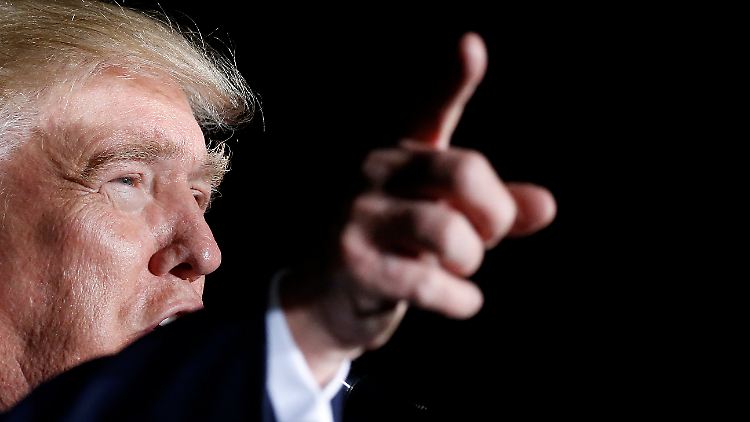 100 Millionen Dollar will Trump aus seinem Privatvermögen in den Wahlkampf stecken.