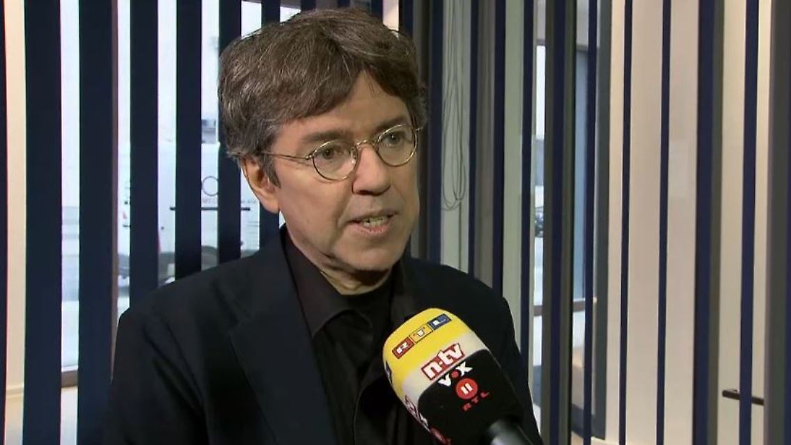 neu.JPG