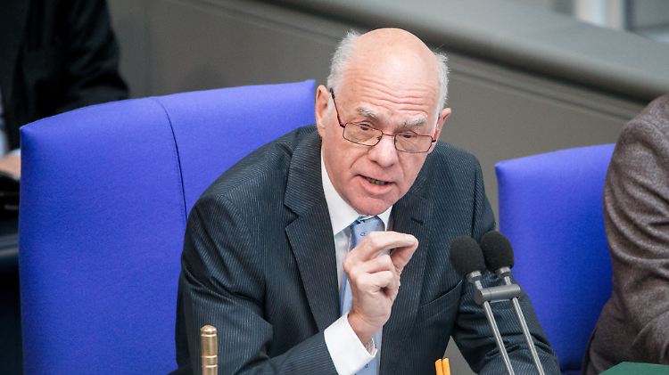 Ohne eine "Ermächtigung" von Lammert darf die Justiz nicht in dem Fall ermitteln. 