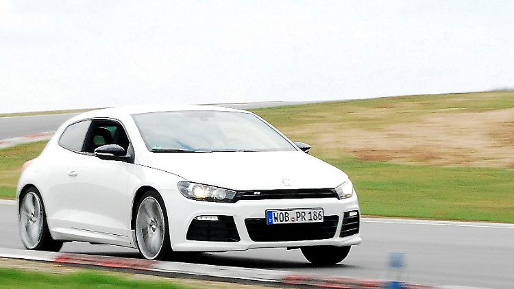 Mehr Sport fürs Volk: VW hat dem Scirocco ein R verpasst und ihn somit zur Sportskanone geadelt.