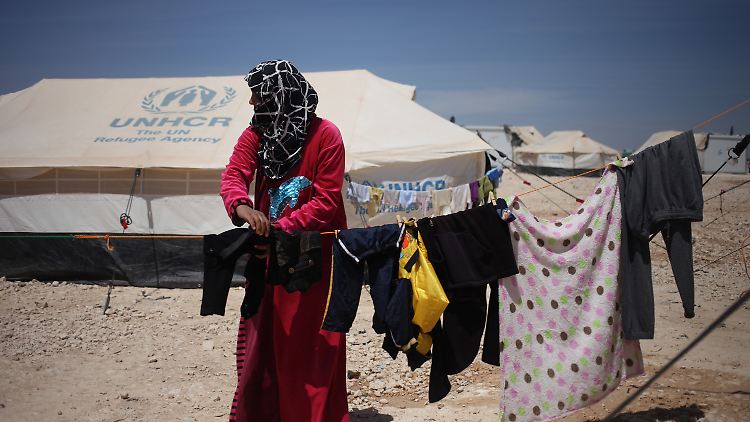 Auch beim Flüchtlingshilfswerk UNHCR, das unter anderem in Jordanien Camps für syrische Flüchtlinge betreibt, arbeiten offenbar Assads Gefolgsleute.
