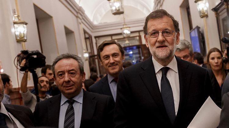Die Wahl Rajoys beendet ein zehnmonatiges politisches Tauziehen in Spanien.