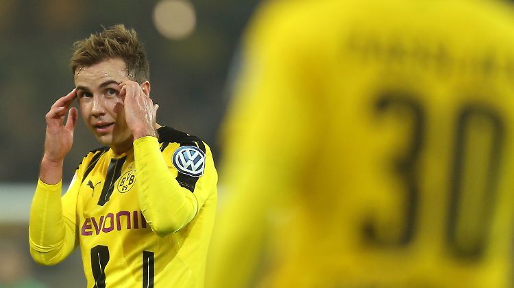 Mario Götze hadert mit der Situation.