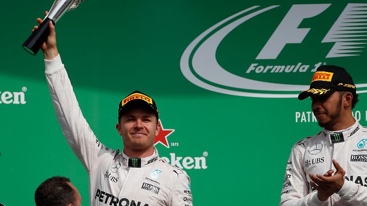 Im Titelrennen zwischen Nico Rosberg und Lewis Hamilton ist weiter alles offen.