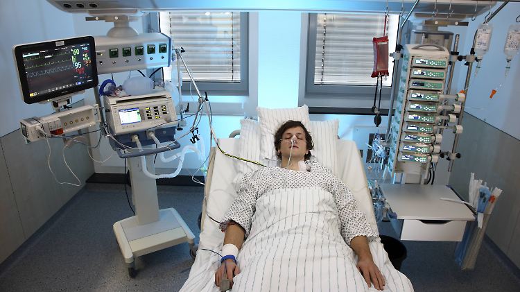 Mit der Patientenverfügung legt man fest, welche Versorgung man sich wünscht, wenn man keine eigenen Entscheidungen mehr treffen kann.