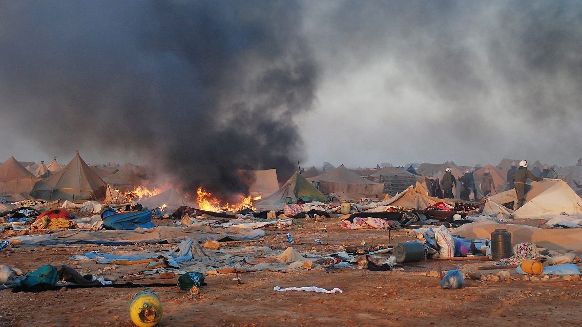 Marokkanische Sicherheitskräfte haben ein Zeltlager in der Westsahara geräumt.