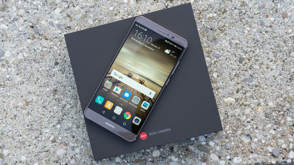 Huawei-Mate-9-Front.jpg