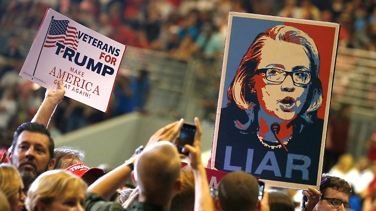 Nach dem Wahlkampf wollte Trump zunächst von seinen alten Hassparolen nichts mehr wissen. 