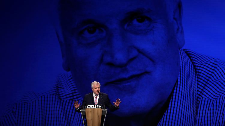 CSU-Chef Horst Seehofer will, dass sich Europa auf seine Leitkultur besinnt. 